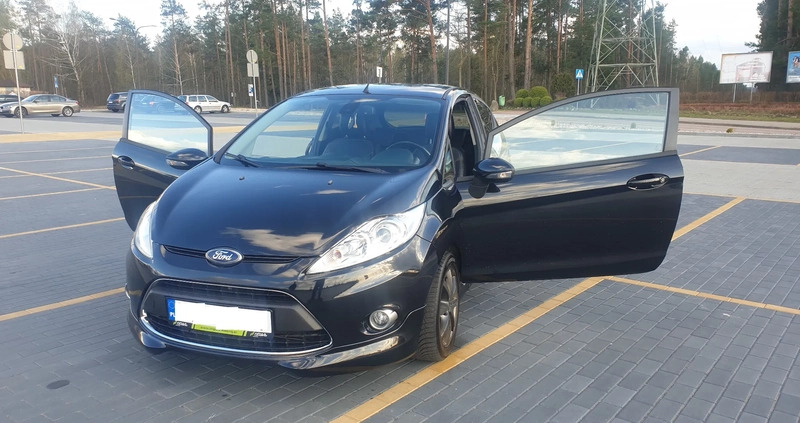 Ford Fiesta cena 23500 przebieg: 193229, rok produkcji 2012 z Białystok małe 137
